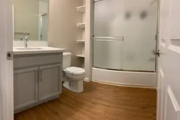 2x2 Guest Bathroom B
