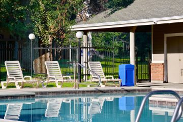 Sun River Apartments Pool