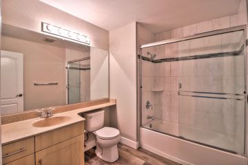 Catalina Luxury Apartment Unit Bathroom