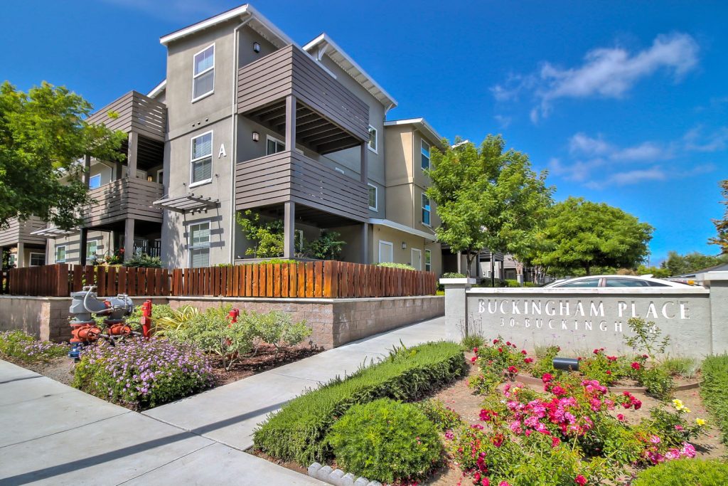Buckingham Place Apartments In Santa Clara Units Available Now