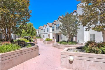 Stevens Creek Villas Exterior Walkway