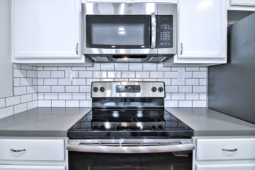 The Podium Apartments Kitchen Stove & Cabinets