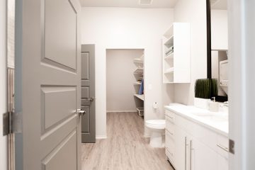 C9 Flats Apartment Unit Bathroom