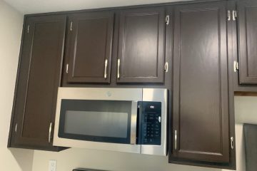 Flora Vista Apartment Unit Kitchen Cabinets & Microwave